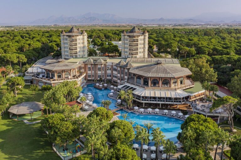 Papillon Zeugma Relaxury Transfer – 247-Transferservice zum Flughafen Antalya
